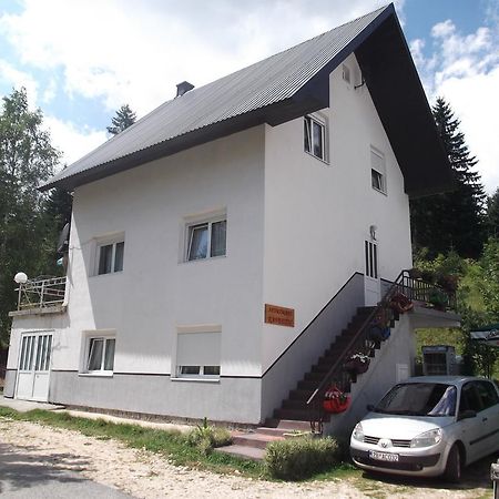 Guest House Kavedzic Zabljak  Bagian luar foto