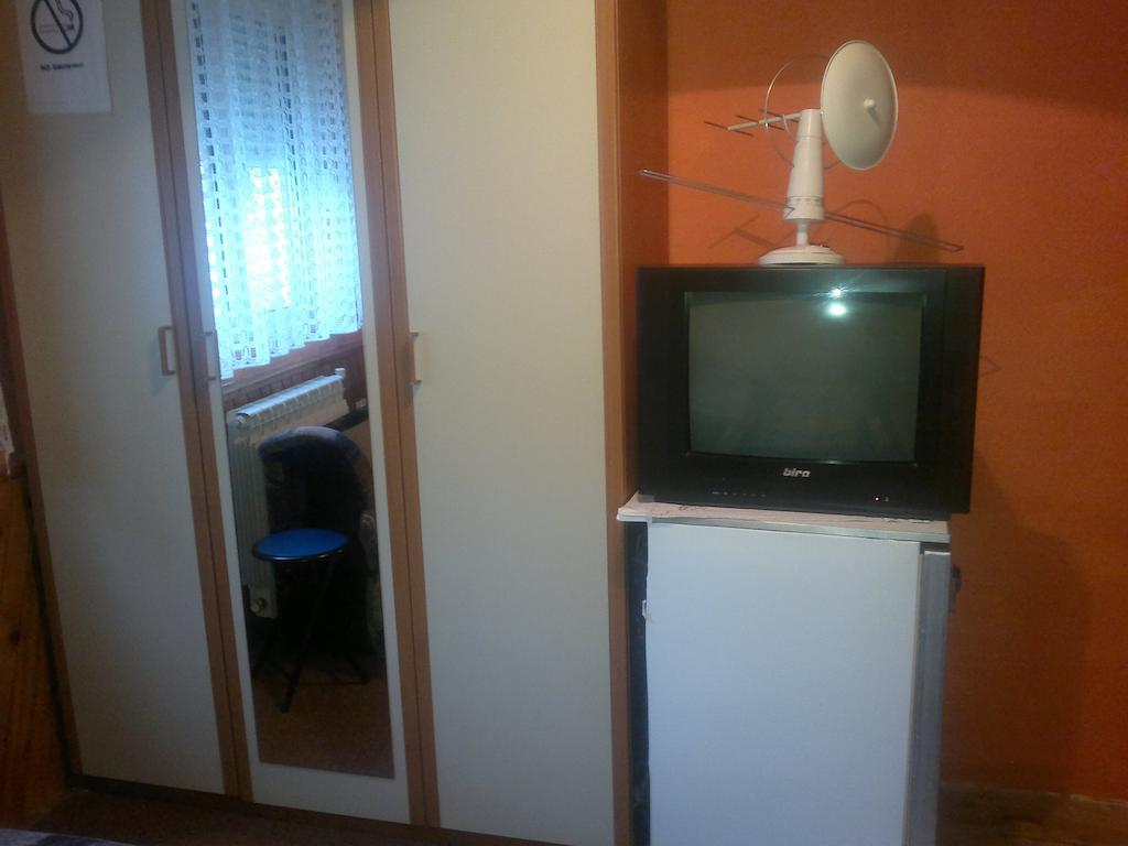 Guest House Kavedzic Zabljak  Ruang foto