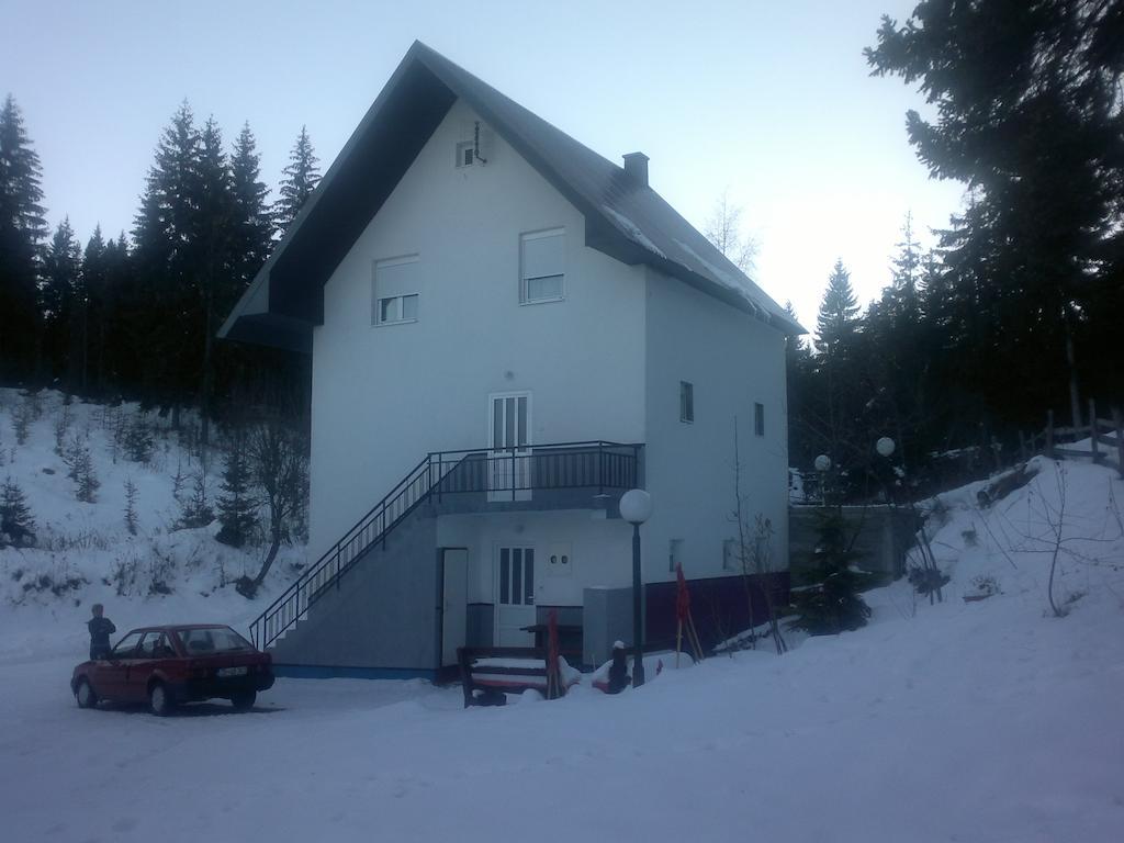 Guest House Kavedzic Zabljak  Bagian luar foto